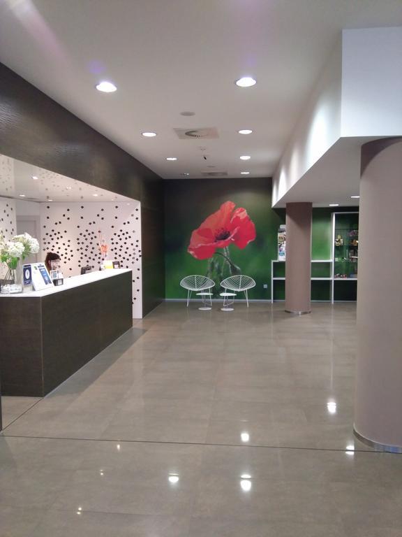 Sercotel Hola Tafalla Esterno foto